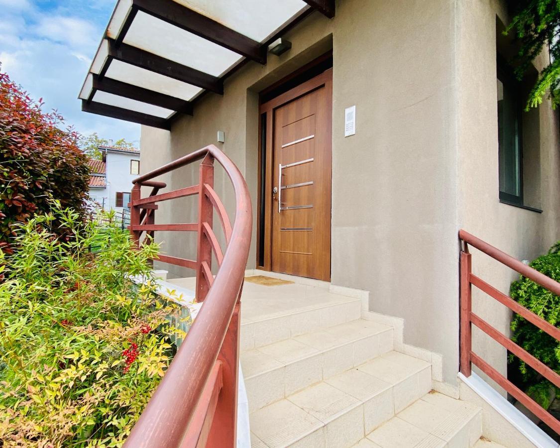 Villa Sunny Side Apartment Skopje Dolno Solnje Exterior foto
